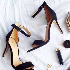 Nine West Black Mana Open Toed Heels